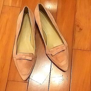 Anne Taylor Pink Suede Flat. Size 6.5